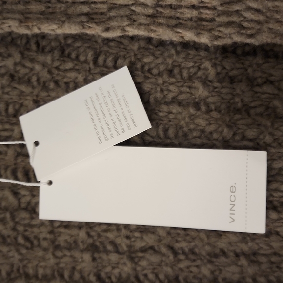 VINCE cardigan - Picture 8 of 8